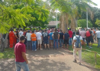 Despidieron a más de 900 trabajadores en Aña Cuá y hubo asambleas de UOCRA