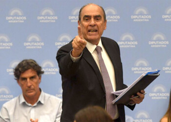 “Los extranjeros que cometan ilícitos deben cumplir con la pena y luego ser expulsados”