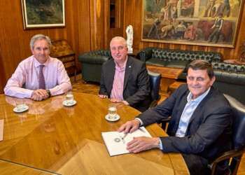 Passalacqua mantuvo más reuniones para destrabar millonarios fondos de Misiones