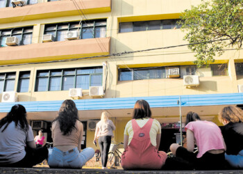 Estiman que las universidades nacionales podrían funcionar hasta marzo o abril