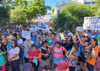 Masiva movilización en Posadas por el paro nacional del 24E