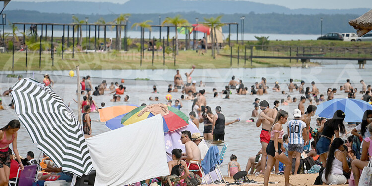 El balneario Costa Sur fue el punto de encuentro de familias y amigos el 1 de enero.