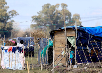 “Todavía no hay un shock de hambruna, pero lo habrá si tocan los planes sociales”
