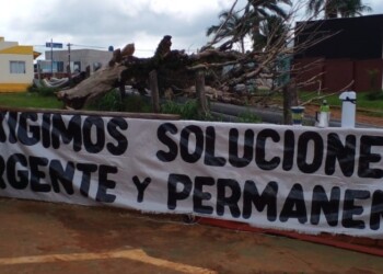 “Hace 20 años que solo tenemos agua una vez a la semana en Bernardo de Irigoyen”