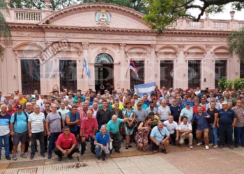 Policías y penitenciarios misioneros reclaman apertura de paritarias y no descartan iniciar acampe