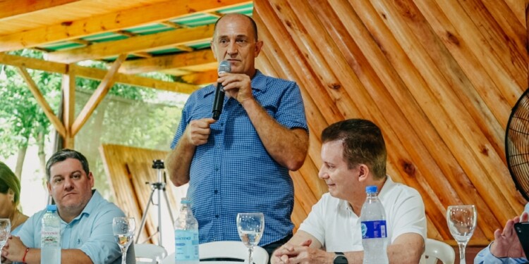 Se llevó a cabo una reunión por el puente El Soberbio-Porto Soberbo/ Foto Dani Pérez, prensa municipal