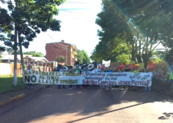 En el interior de Misiones, el paro se siente en los sectores públicos y en las rutas