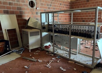 Vándalos robaron y destrozaron planta de transmisión de Tupambaé