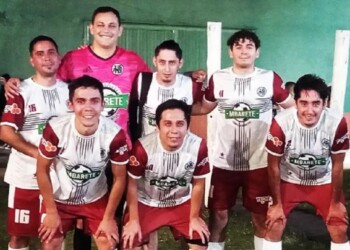 Futsal: El verano sigue a pleno en el Club Brown