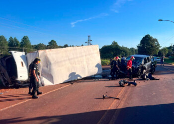 Choque frontal en Oberá dejó dos personas hospitalizadas