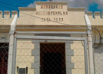 Misionero vinculado a tráfico de éxtasis teme por su vida en la cárcel