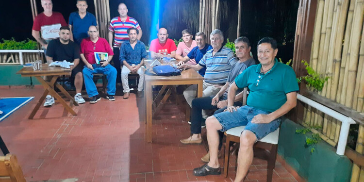 DECISIONES. Dirigentes de la FeMiFu avanzaron en la organización del torneo. (Gentileza: FeMiFu)