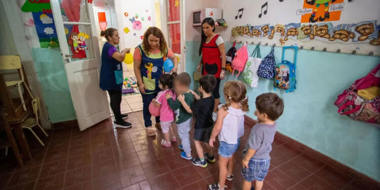 SEGUIR. Los jardines esperan que la situación mejore para el sector durante marzo al sumarse más niños.