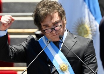 El duro ajuste de enero le dejó un superávit al Gobierno de apenas medio punto del PBI