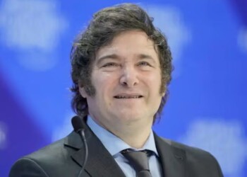 Ciclo lectivo 2024: Milei anunció que busca implementar “vouchers” y financiamiento para alumnos