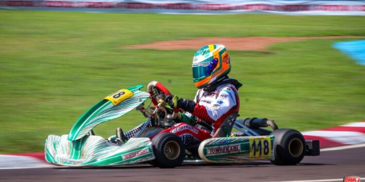 BIEN PREPARADO. Renato llevó adelante una exigente pretemporada.