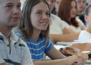 UNAU, el desafío de una universidad en crecimiento pero con pocos recursos