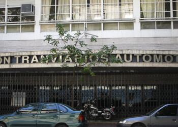 Transporte: UTA acordó aumento salarial del 17,25% y una suma fija de $250.000