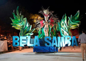 Apóstoles cerró sus carnavales a puro color, ritmo y show