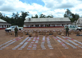 Secuestran encomienda que partió desde Iguazú con cigarrillos de contrabando