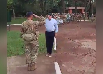 Polémica recepción en Misiones a ex coronel del Ejército condenado por la Masacre de Margarita Belén