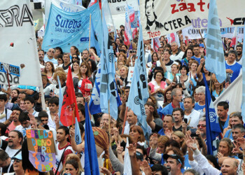 La Nación busca declarar a la educación como servicio esencial para evitar los paros docentes