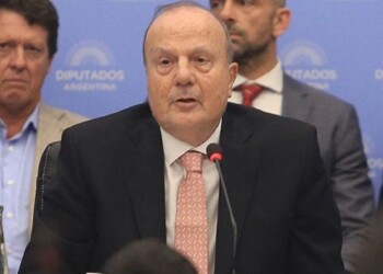 Cayó Infraestructura y ya solo quedan ocho ministerios nacionales