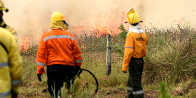 ALTO RIESGO. Cualquier fuego puede terminar con importantes daños.