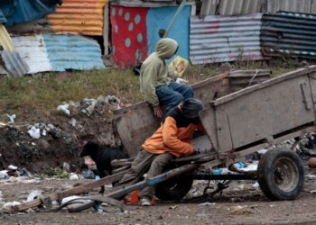 Padre Barros: “Es una barbaridad que el déficit cero llegue a costa del hambre de la gente”
