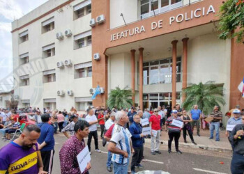 Policías acordaron 22% de aumento y vuelven a negociar en marzo