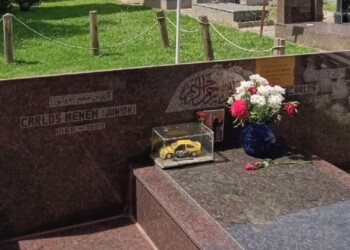 Profanaron las tumbas de Carlos Menem y su hijo