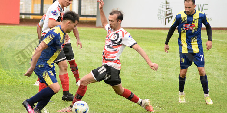 JUEGA EL CAMPEÓN. Mitre iniciará la defensa de la corona ante Sporting. El encuentro será en el “Tito” Cucchiaroni.