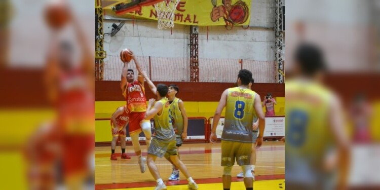 DEBERÁN ESPERAR. El clásico posadeño entre Mitre y Tokio será reprogramado.