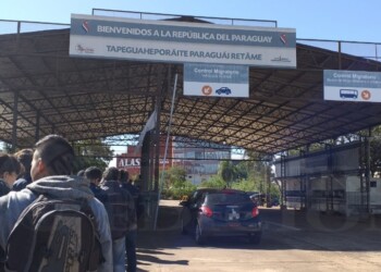 Denuncian que sexo, droga y robos crecen en la cabecera paraguaya del puente