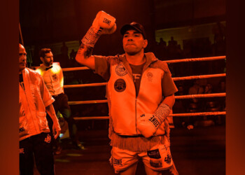De tarefero a boxeador profesional: Ismael Flores, el misionero que triunfa en España