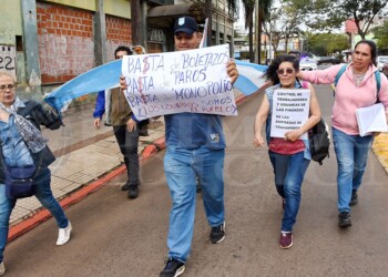 Mal servicio del Grupo Z: usuarios autoconvocados piden foto denuncias para ir a la CNRT