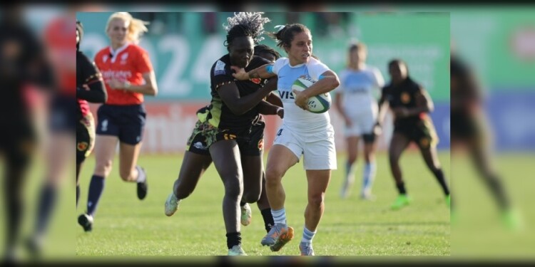 MALA SUERTE. “Pula” Pedrozo se fracturó el peroné y se perdió ayer la semifinal y la final del Seven en Uruguay.