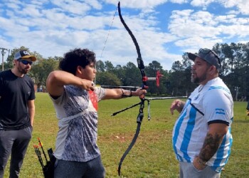 Tiro con Arco: misionero se prueba la “albiceleste”