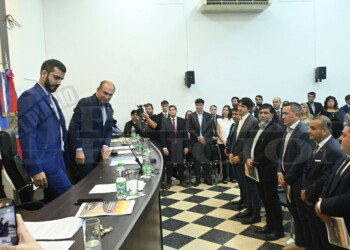 “El voto de la gente no nos da carta blanca para hacer cualquier cosa”