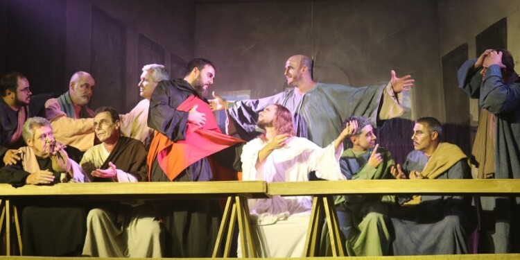 Con el espectáculo del Arcano, Alem se destacó en la Semana Santa