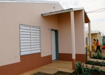 Entregaron 88 viviendas nuevas en el barrio Itaembé Guazú de Posadas