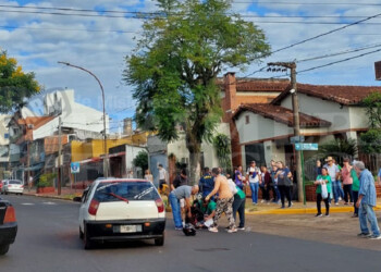 Choque en el microcentro de Posadas dejó una mujer herida