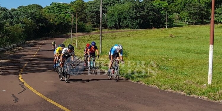 COMPETENCIA. La actividad oficial regresó ayer en el circuito posadeño.