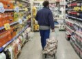 El salario promedio de los trabajadores  ya está debajo de la línea de pobreza