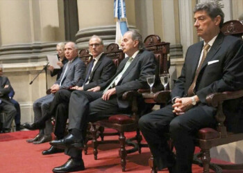 Procuradora dictaminó que la Corte Suprema de Justicia debe tramitar las dos demandas de Misiones