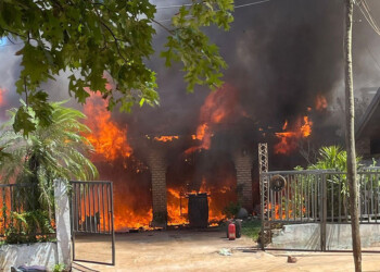 Se les incendió la casa y llaman a la solidaridad “porque perdieron todo”
