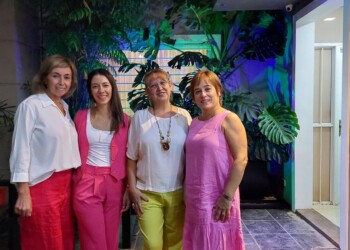 Mes de la mujer: brindaron una charla para derribar mitos sobre sequedad vaginal, densitometría y nutrición