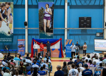 El CePARD fue el escenario perfecto para el lanzamiento del Deporbono 7