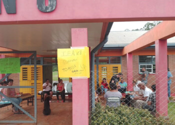 Montecarlo: padres denuncian por persecución a directora del IEA Nº 8