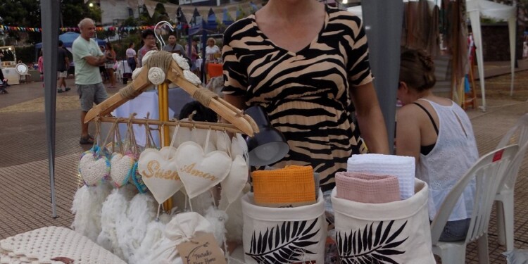 La emprendedora Magalí Romero. Su Instagram @decohomemeraki